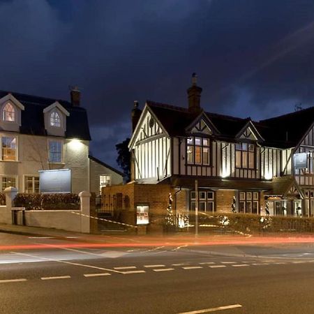 Hotel The Linden Stansted à Stansted Mountfitchet Extérieur photo